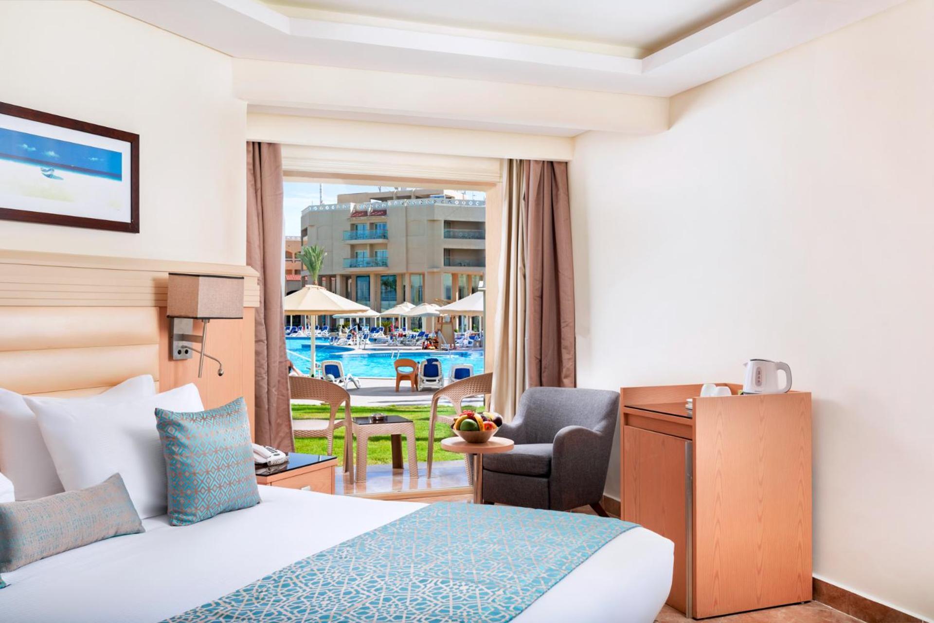Beach Albatros Aqua Park - Hurghada Esterno foto A room at the Hilton Sharm El Sheikh